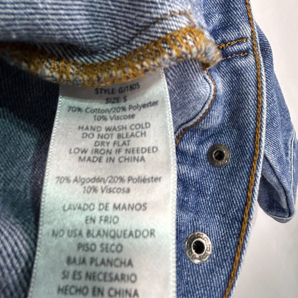 Denimland Cotton Blend Sequin Lips and Wings Blue Button Up Denim Jean Jacket M - Picture 6 of 8